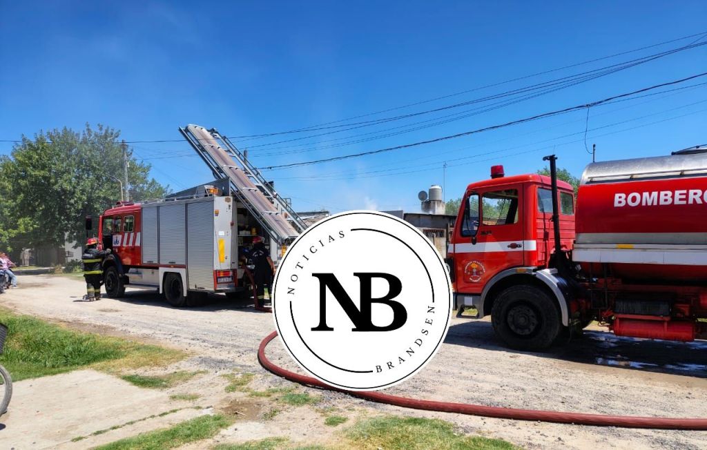 LA SIRENA DE BOMBEROS SONÓ POR INCENDIO DE&nbsp;VIVIENDA