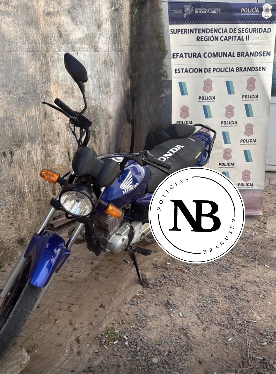 MOTO SECUESTRADA DEBIDO A LA FALTA DE DOCUMENTACIÓN OBLIGATORIA