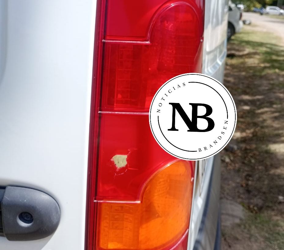VANDALISMO EN UN VEHÍCULO EN BARRIO REPÚBLICA