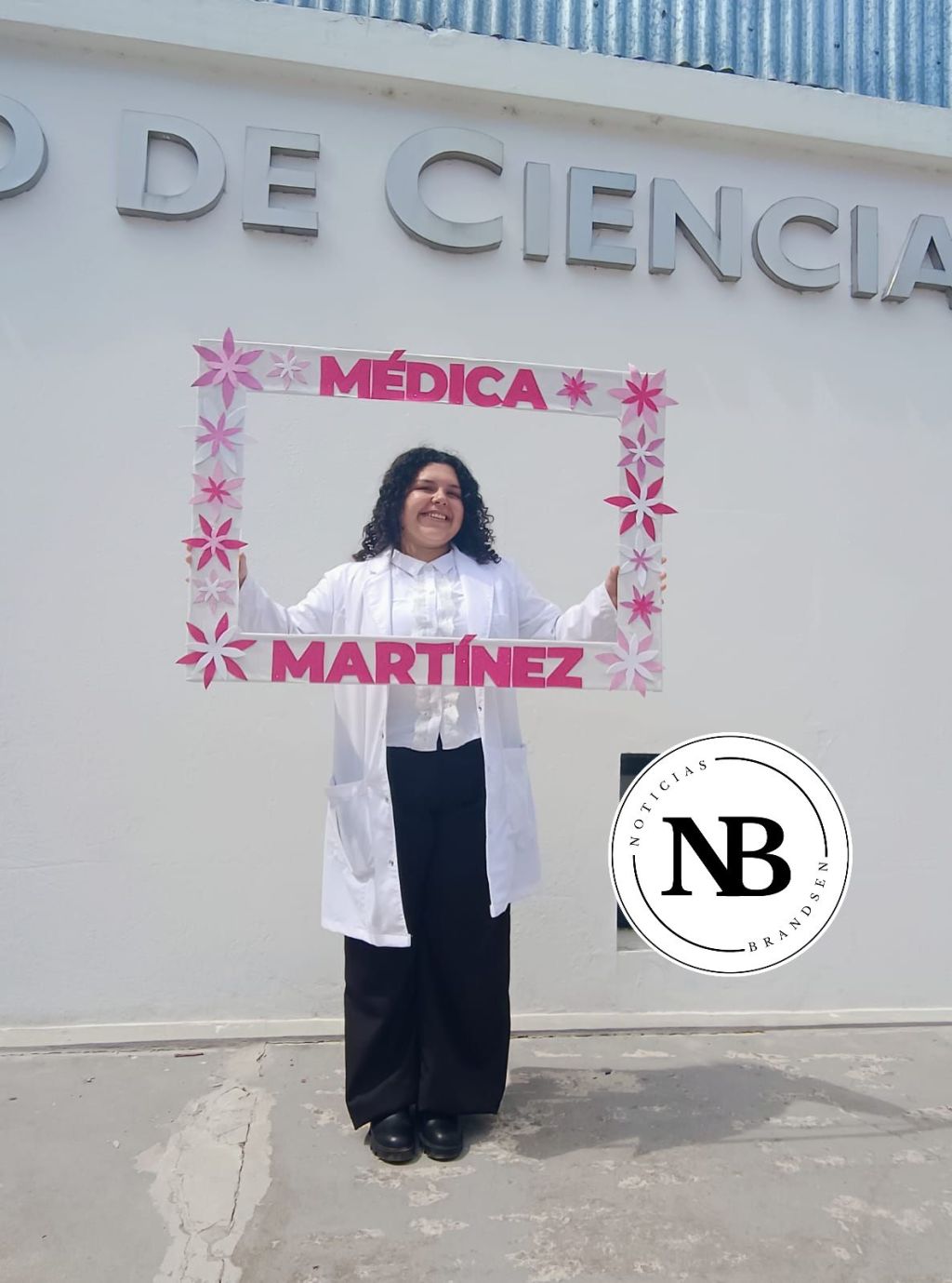 ¡TENEMOS NUEVA DOCTORA!