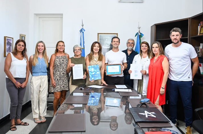 SAN VICENTE FIRMÓ UN CONVENIO PARA FORTALECER LA DONACIÓN Y SE INCORPORÓ LA ESTRATEGIA «MUNICIPIO&nbsp;DONANTE»