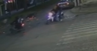 FUERTE CHOQUE DE MOTOS EN LAS AVENIDAS LAS HERAS Y&nbsp;MITRE