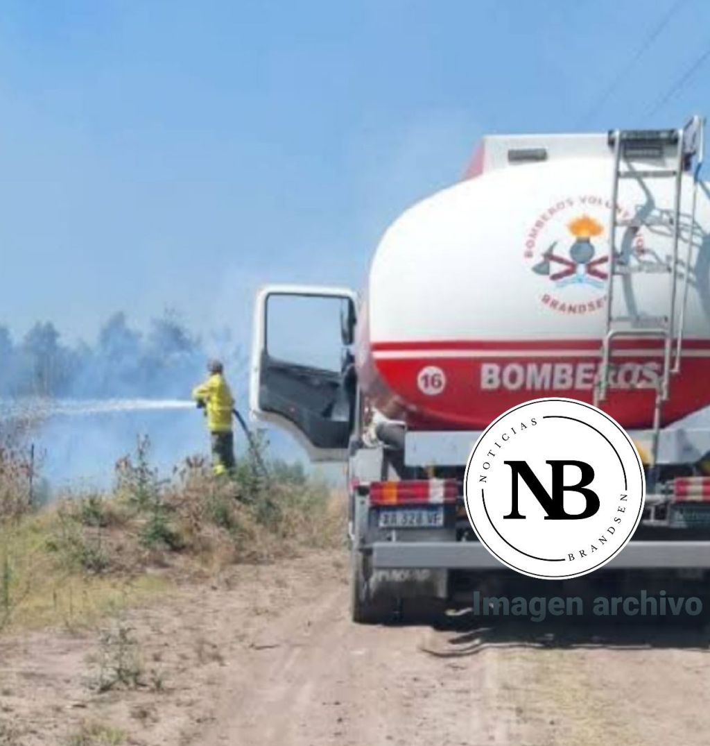LA SIRENA SONÓ POR INCENDIO DE PASTIZALES