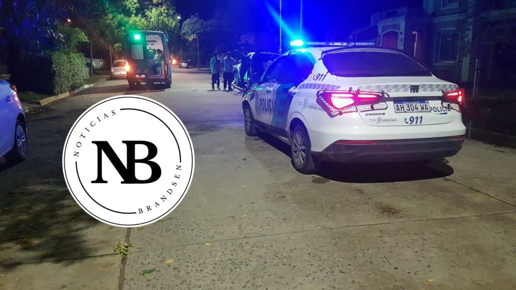 ACCIDENTE EN AV. SAN MARTÍN: CHOCARON CONTRA UNA CAMIONETA&nbsp;ESTACIONADA.