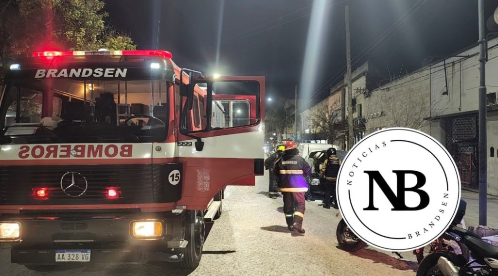 LA SIRENA SONÓ POR UN PRINCIPIO DE INCENDIO DE&nbsp;VEHÍCULO