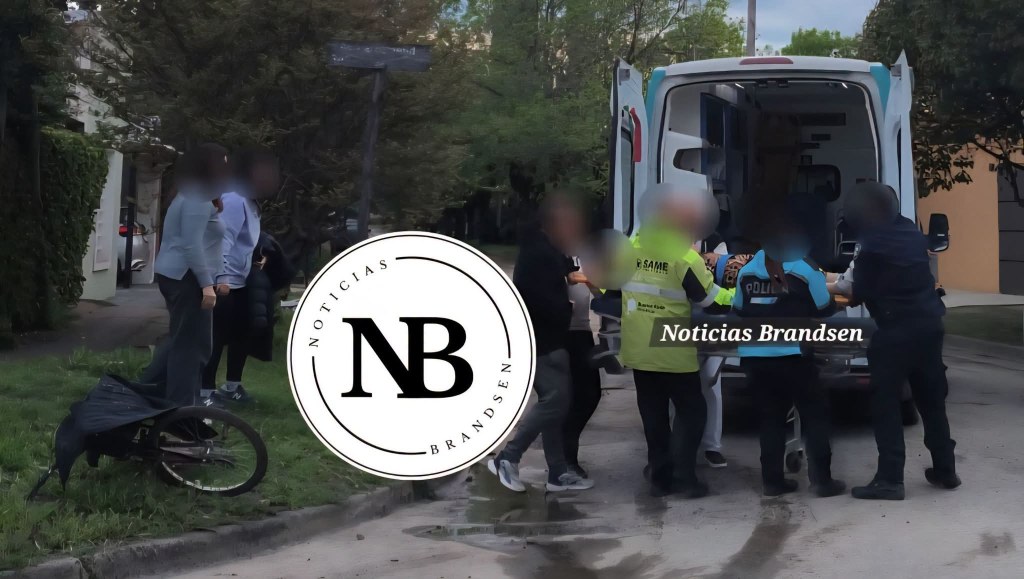 UNA MUJER FUE TRASLADADA AL HOSPITAL TRAS SUFRIR UN ACCIDENTE EN BICICLETA
