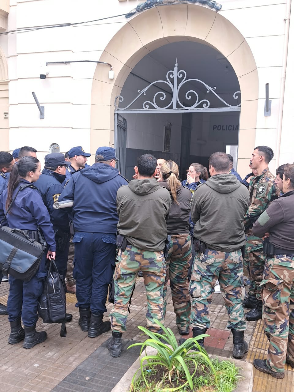 CINCO ALLANAMIENTOS EN BARRIO LA PARADA POR «MALOS TRATOS Y CRUELDAD&nbsp;ANIMAL